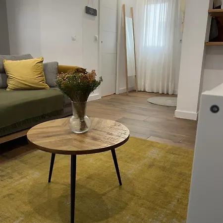 Petit Apartment Los Remedios Séville Extérieur photo